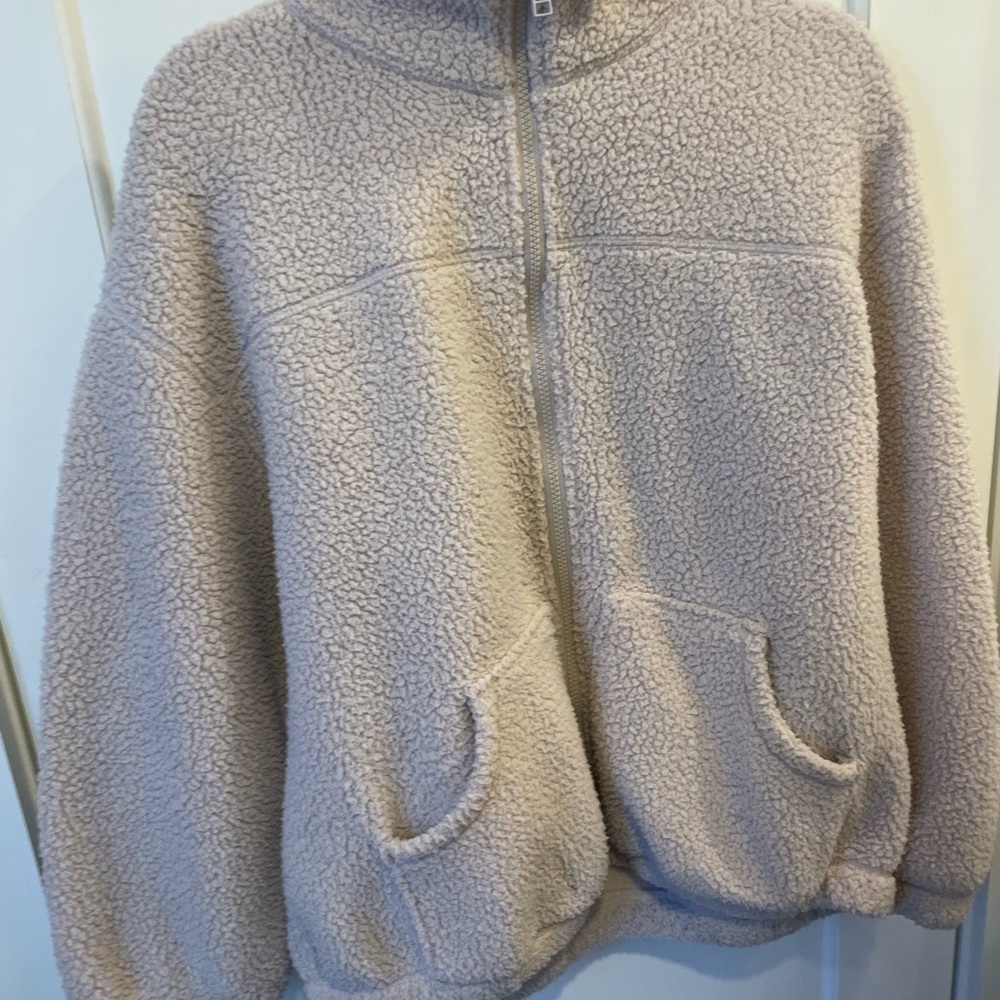 Old Navy Cream Sherpa Maternity Jacket